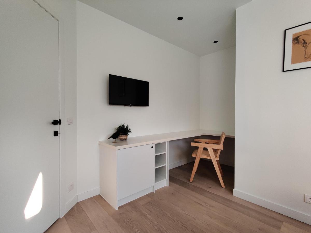 Beautiful 3-Bedroom - 3-Bathroom Appartment Pendula Брюгге Екстер'єр фото